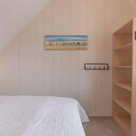 Modern Vacation In *