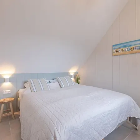 度假居 Modern Vacation In