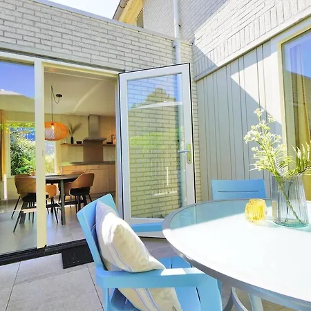 Modern Vacation In Holiday home