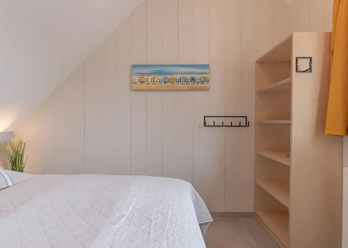 Modern Vacation In *